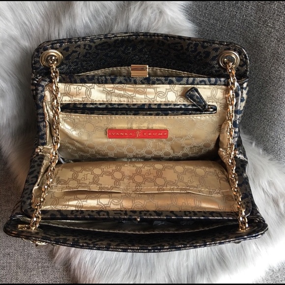 Ivanka Trump Cynthia Framed shoulder bag - Picture 4 of 5